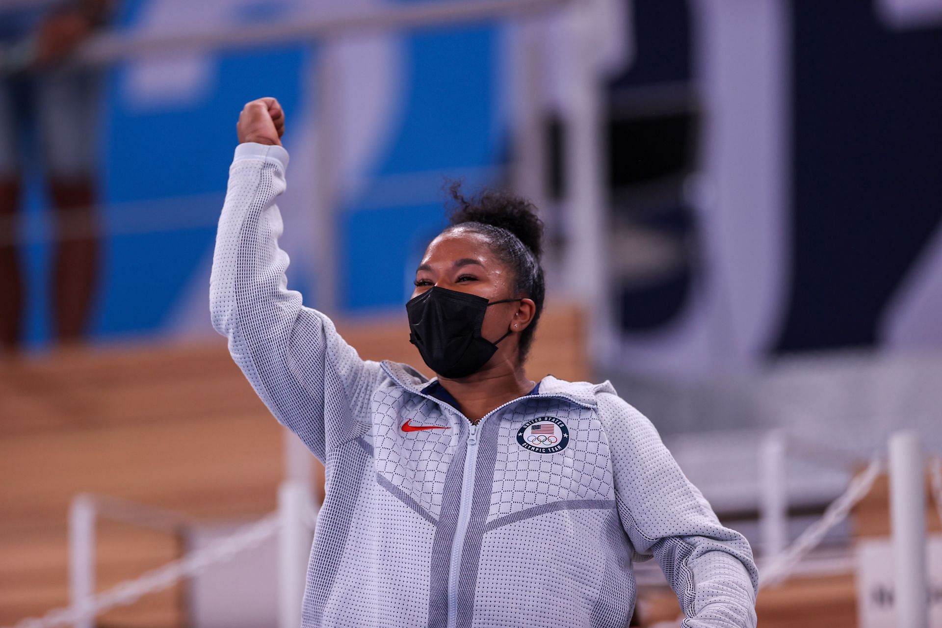 Chiles with her masks on during the Tokyo event (Image via: Getty)